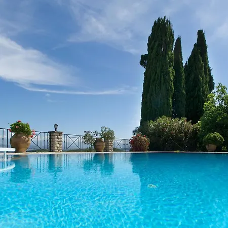 Bacchus Corfu * Kassiopi